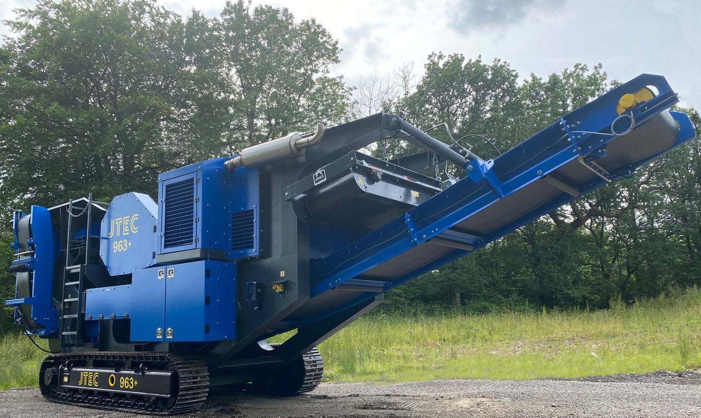 JTEC 963+ tracked jaw crusher